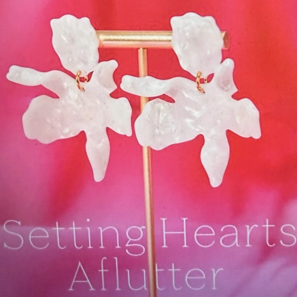 Lilly Pulitzer and Lele Sadoughi NWT earrings, hearts a flutter, white w/pouch